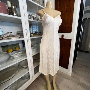 Hensen Kickernick champagne mid calf adjustable strap Dress Slip